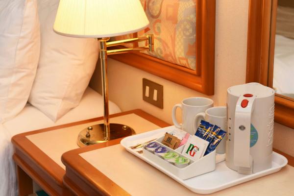 Sapphire Princess, Princess Cruises, cruise, ships, facilities,