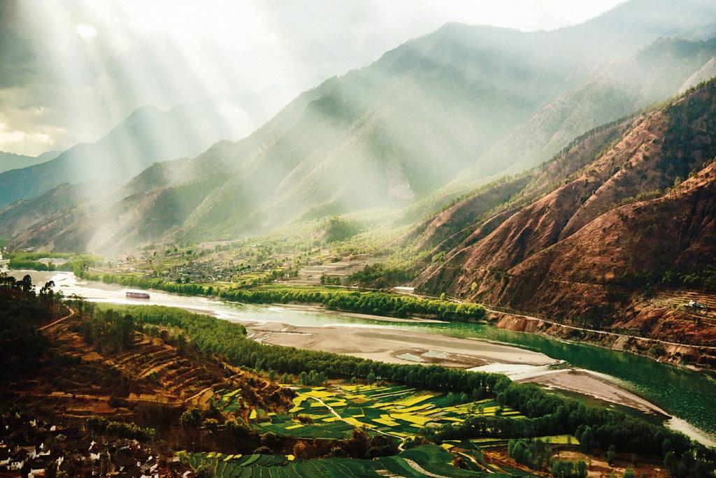 Exotic river cruises: Mekong