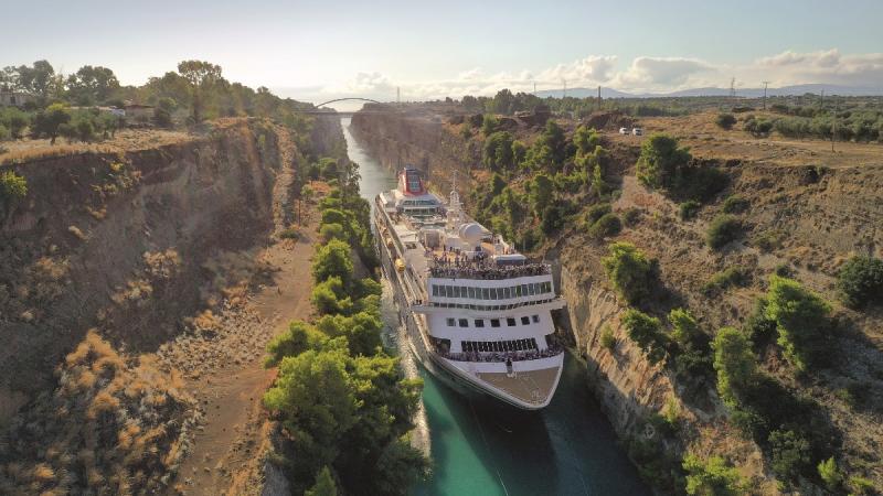 Fred Olsen Corinth Canal cruise on Braemar