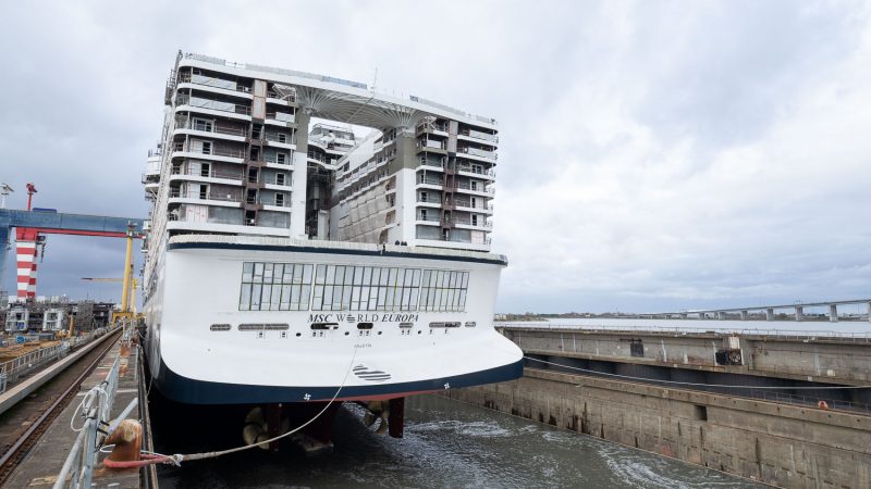 MSC World Europa float out