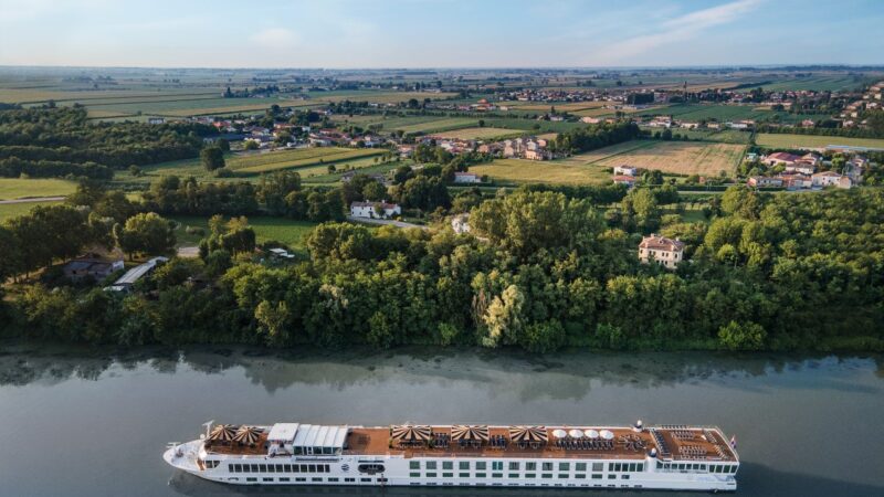 Uniworld research shows strong desire to switch to river cruise