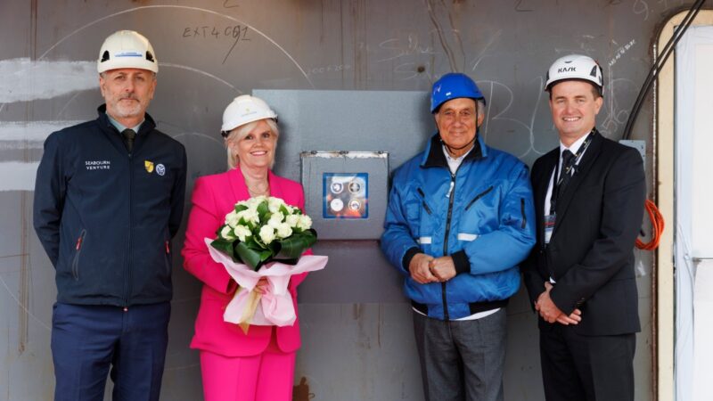 Seabourn Pursuit, coin ceremony