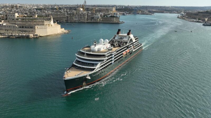 Seabourn, Seabourn Pursuit